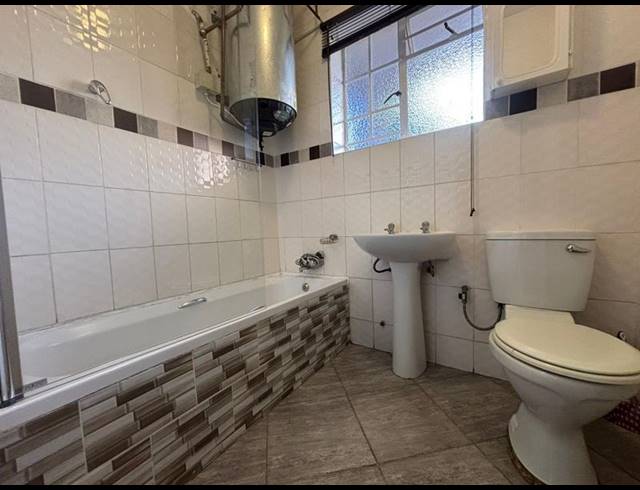 2 BEDROOM APARTMENT FOR SALE IN FLORIDA